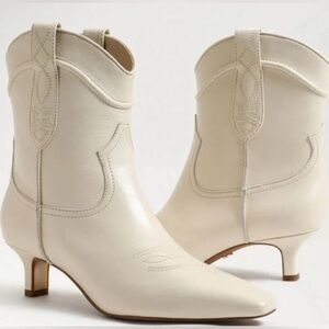 Sam Edelman Taryn Western Boots | Ivory | Size: 9.5